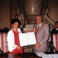 Sessão solene na Assembleia Legislativa do RJ, em 2001. Acervo Iconográfico João Vitalino